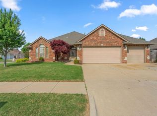 2117 Birch Creek Ave, Yukon, OK 73099