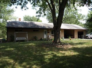 1846 Bledsoe Dr, Bellbrook, OH 45305