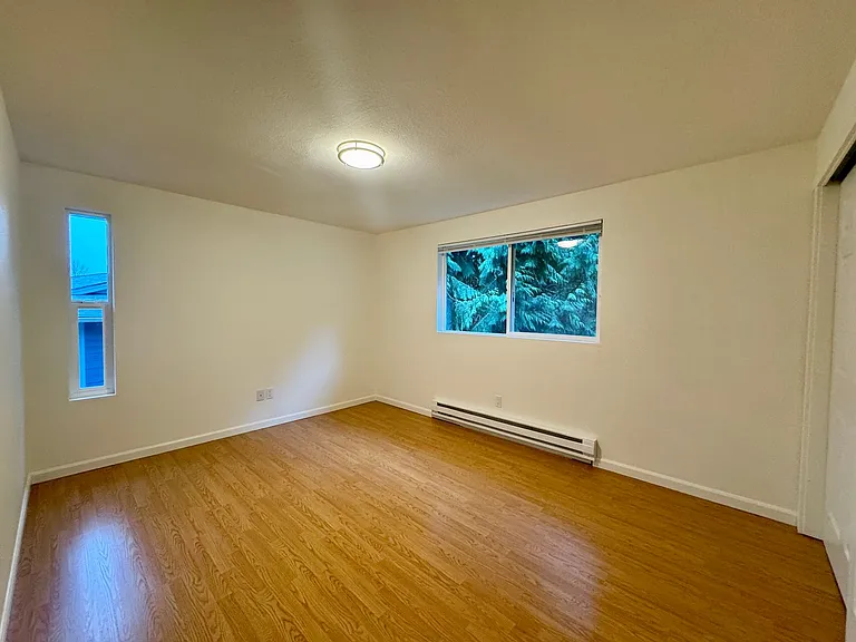 79X Four Plex — Photo 11