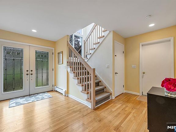3rd image of 12 Jason Woods Rd