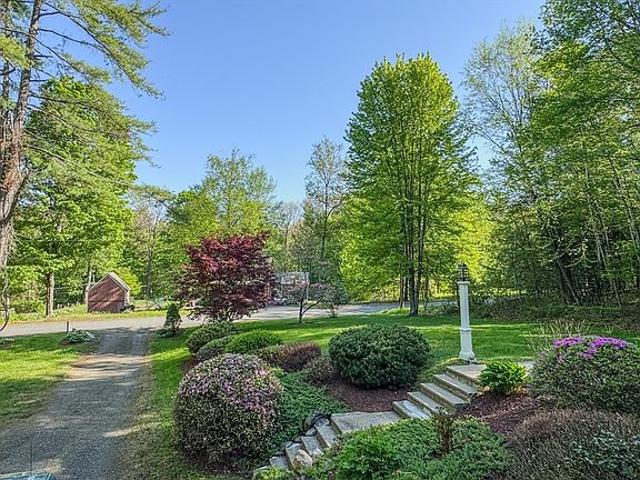 3rd image of 77 Old Turnpike Rd