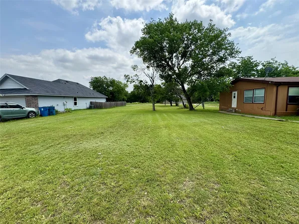 403 S Santa Fe St, Alvarado, TX 76009
