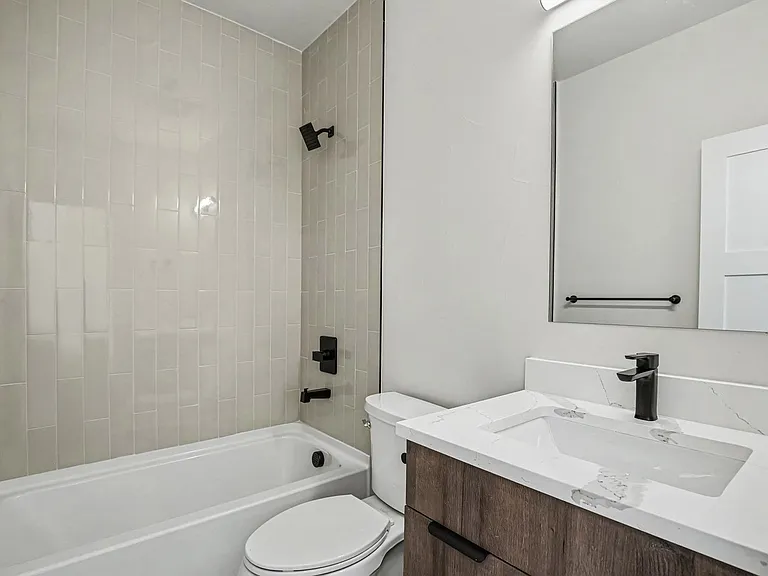 1370 Lowell Blvd — Photo 7