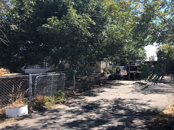 2nd image of 22109 Corona Ave