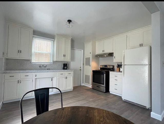 1st image of 2126 Catalina Blvd
