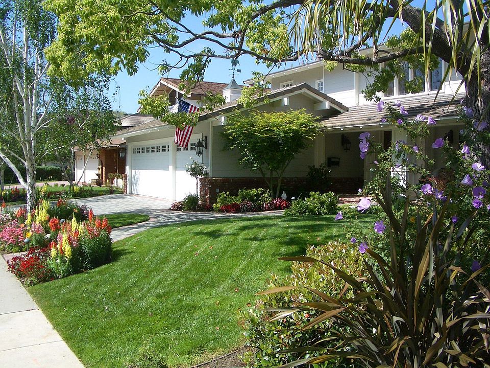1546 Devonshire Avenue