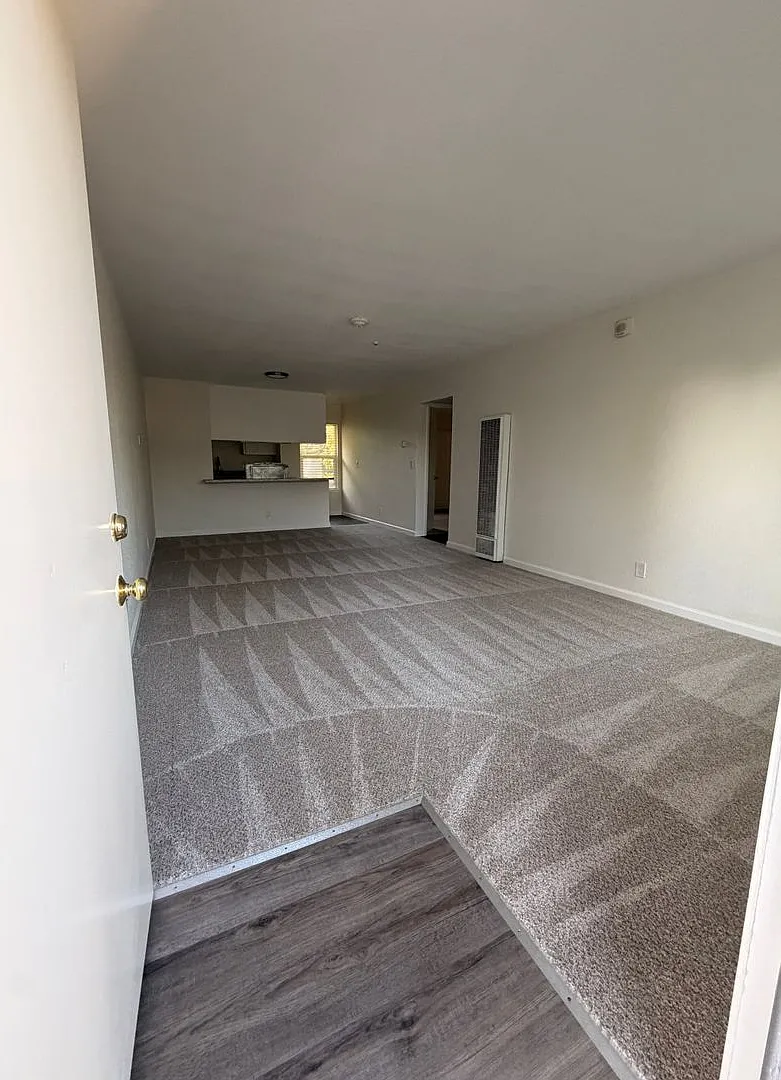 918 to 928 Sunset Avenue — Photo 1