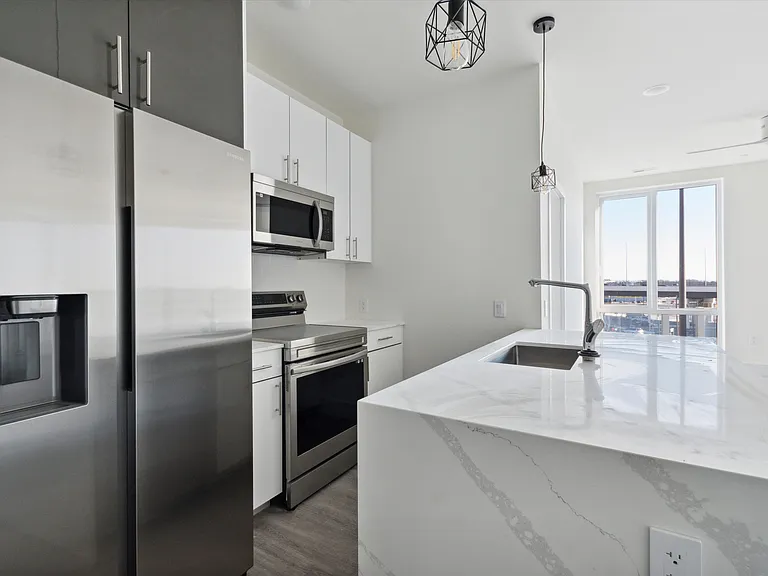 1221 E Fletcher St #310A — Photo 27