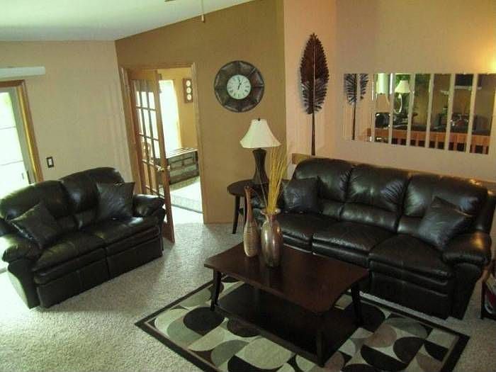 1st image of 135 W Oak Leaf Dr Unit 10
