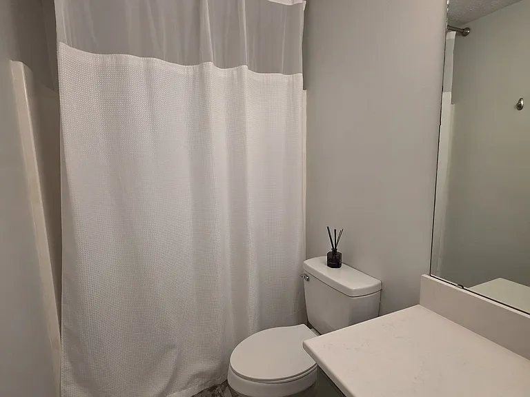 100 Bedford Forrest Dr — Photo 24