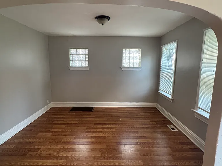 6128 Otto Ave — Photo 4