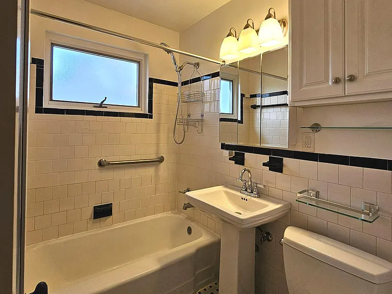 7429 Carol Ln — Photo 20