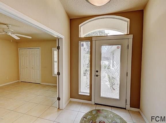 2nd image of 1219 Crown Pointe Ln