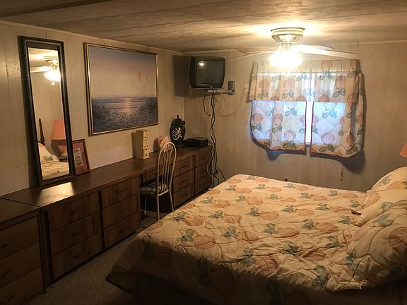 3rd image of 1398 Flamingo Dr