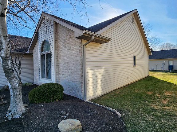 4th image of 1111 Boulder Ridge Dr