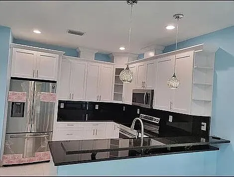 3 bed, 1498 sqft, $3,100 — Photo 2