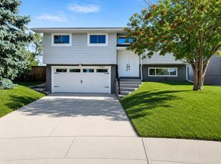 5702 E Brenner Cres NW, Calgary, AB T2L1Z4