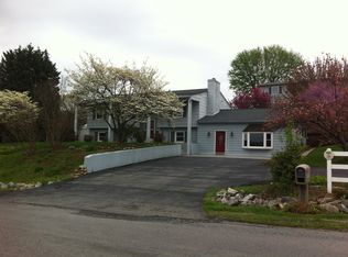 239 Richardson Dr, Roanoke, VA 24019