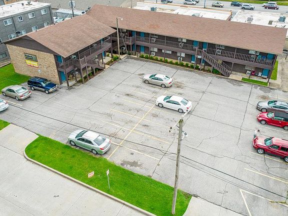 3rd image of 3663 S Indianapolis Ave #11