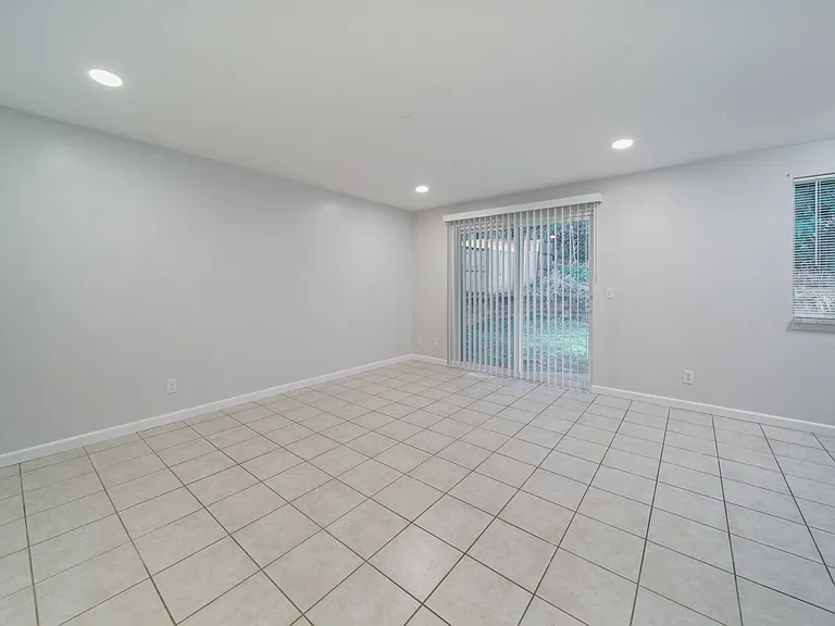 4323 Glen Terra Dr SE — Photo 14