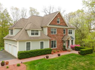 44 Little Fox Ln, Southbury, CT 06488