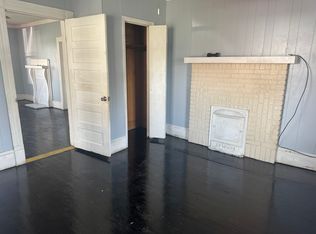 615 Oak St, Burlington, NC 27215