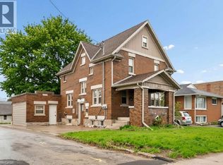 22 Dellroy Ave, Kitchener, ON N2A 2S1