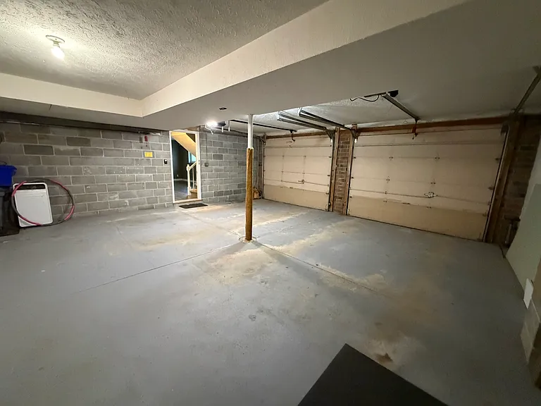 13203 Courtney Dr — Photo 37