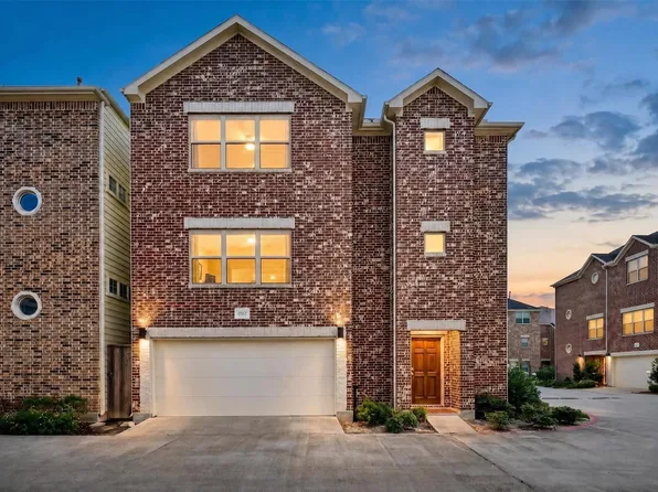 11509 Main Ash Dr, Houston, TX 77025