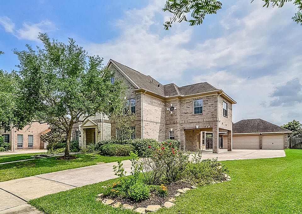 1st image of 15810 Crooked Lake Way S