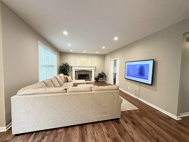 234 Grayfield Ct SE — Photo 10