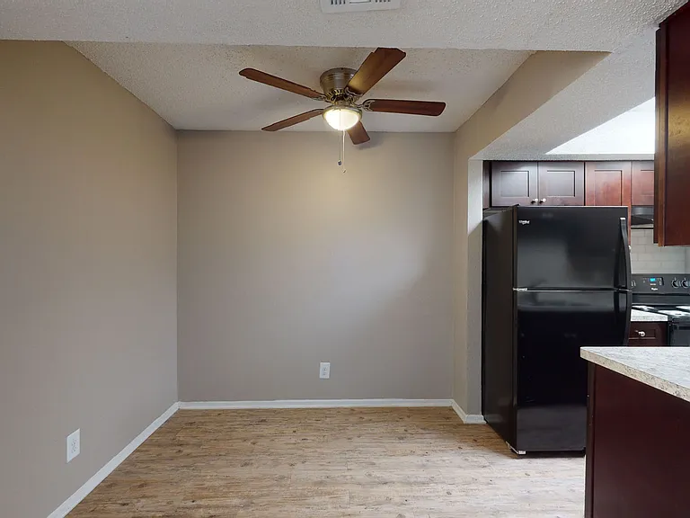 Addison Apartments at the Park — Photo 298