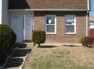 1336 Redbud Ct, Woodbridge, VA 22191