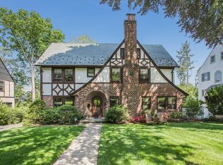 11 The Fairway, Montclair, NJ 07043