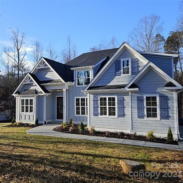 1st image of 174 Twin Creeks Dr