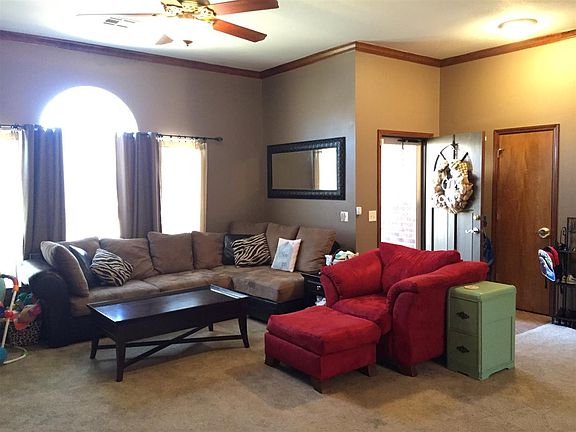 5th image of 304 Oakdale Dr