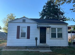 2223 W 11th St, Muncie, IN 47302
