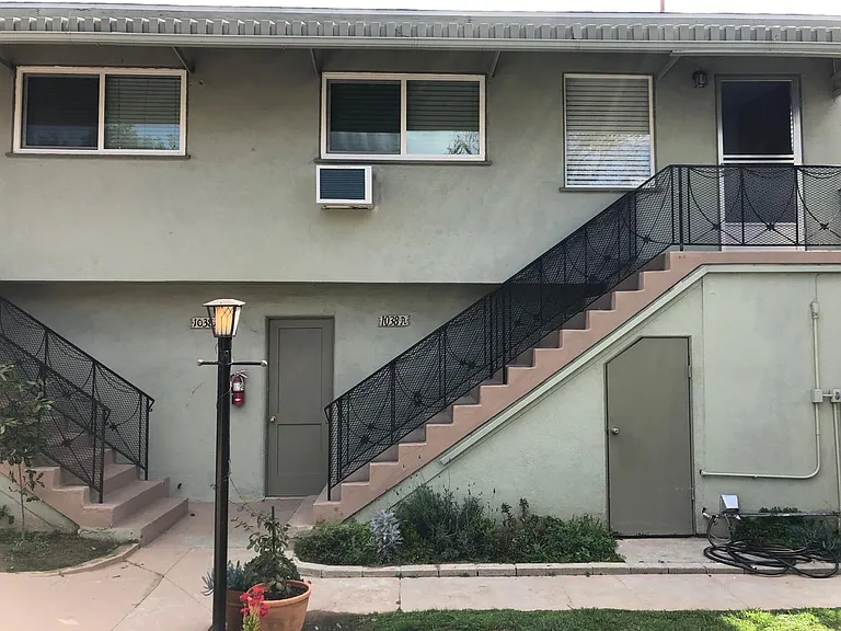 1038 Linden Ave #1038A — Photo 13