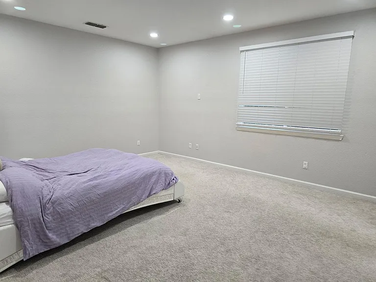 4227 S Fontana St — Photo 18