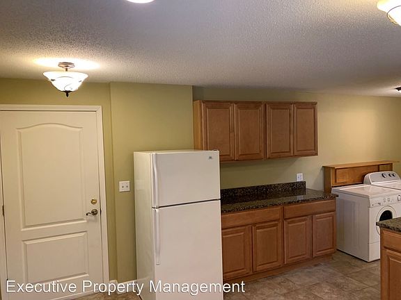 5th image of 301 N Lorimier St APT 4