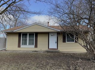3320 York Dr, Champaign, IL