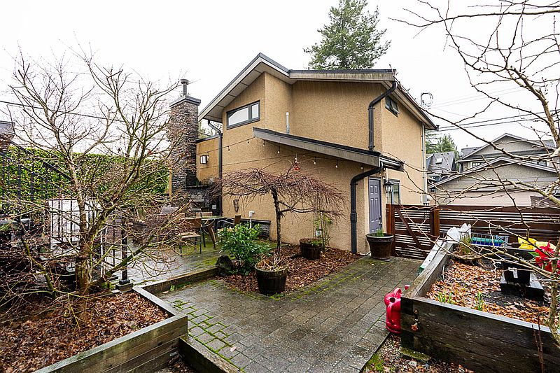 Vancouver House for rent - 5 Bedrooms — photo 30