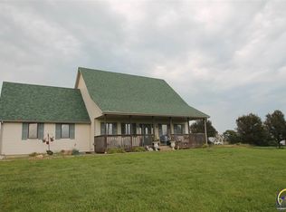 1400 NW 86th St, Topeka, KS 66618