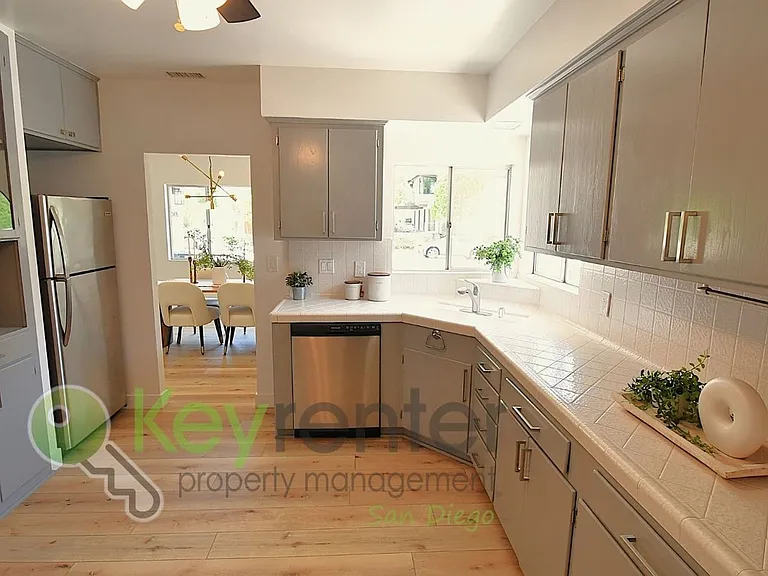 3476 Reynard Way — Photo 14