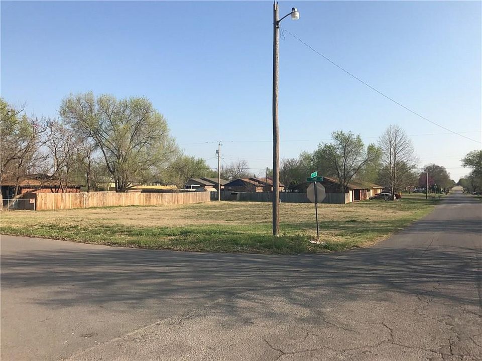 2nd image of 1820 Hunt
