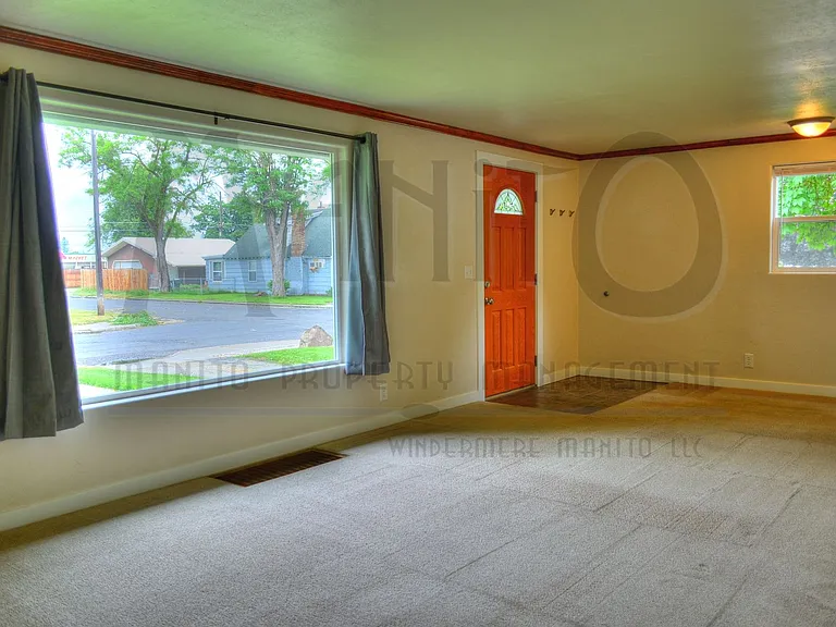 1654 E Decatur Ave — Photo 7