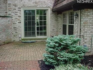 3rd image of 1059 Harwich Ct #302