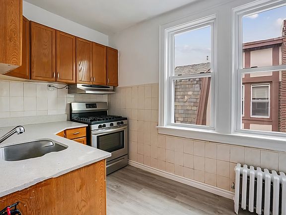 5th image of 33-33 85th St #2