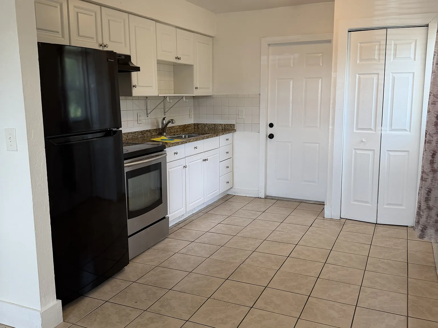 2804 River Ridge Boulevard - 1 — Photo 4
