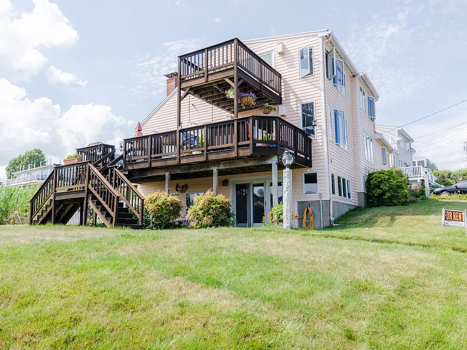 13 Bowdoin Rd #1
